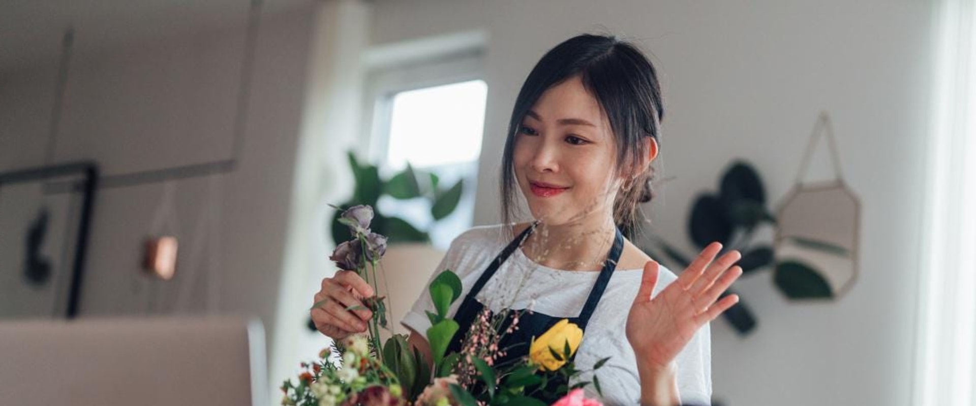 Engaging with Influencers and Thought Leaders